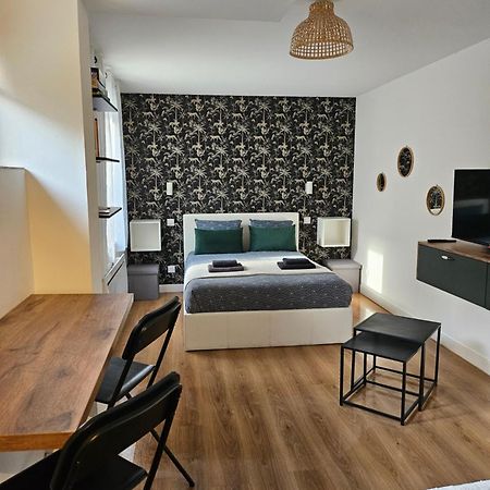 Superbe Appt Avec Cour Et Parking Gratuit A 5Min De La Cite Medievale Carcassonne Luaran gambar